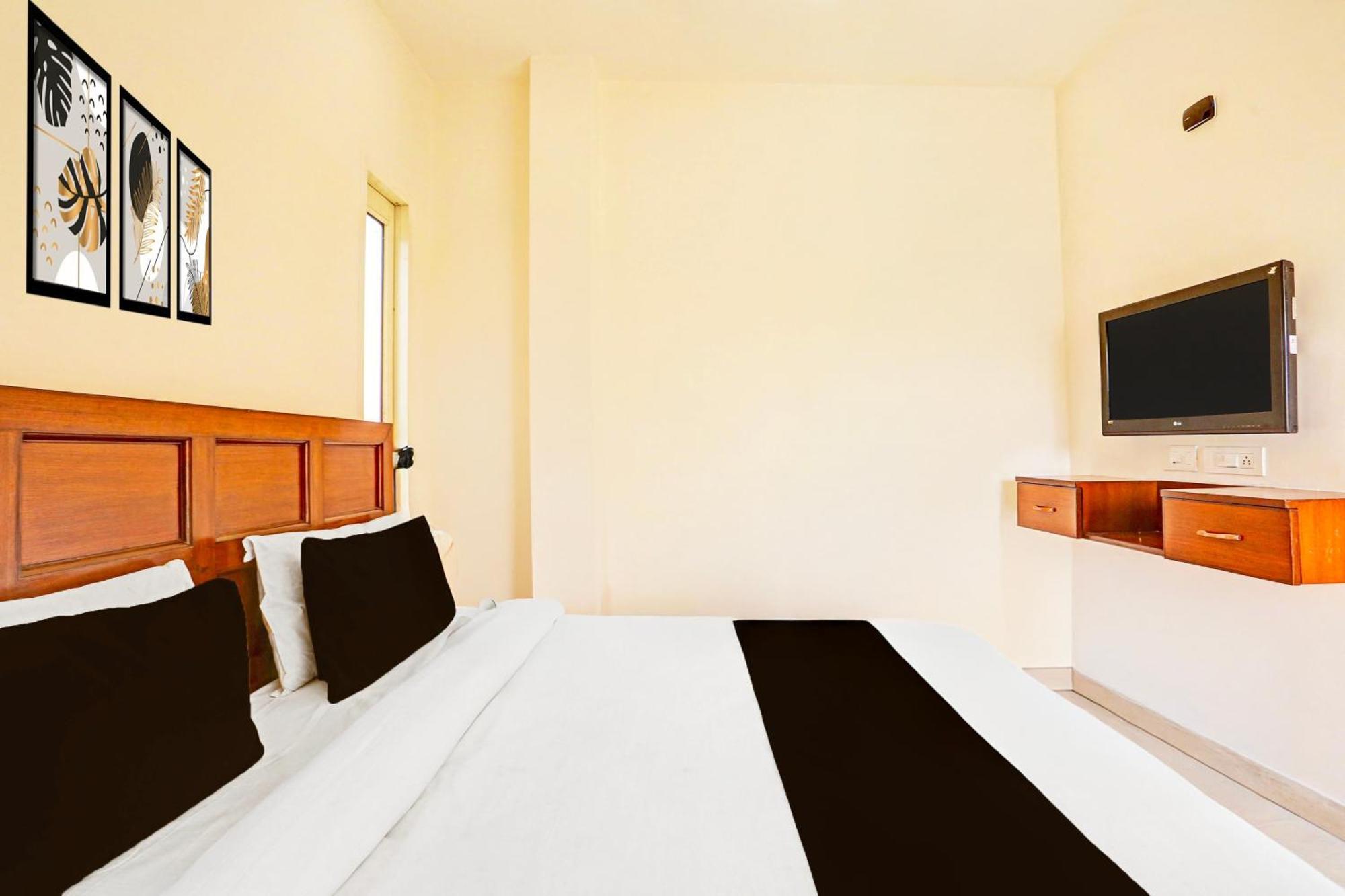 Super Hotel O Sector 45 Formerly Manyavar Chandīgarh Buitenkant foto